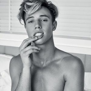 Meet your Posher, Skye